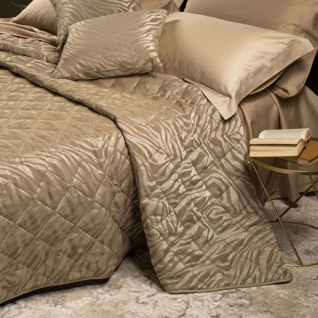 CALEFFI Double Jacquard Satin Quilted Bedspread - Tiki Tortora